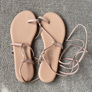 Women’s Tkees Jo suede ankle tie sandals - sz. 8